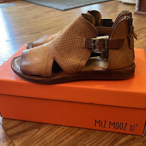 Mix Mooz Sandals - Picture 3 of 7